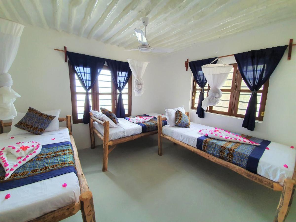 ブウェワウ Blue Palm Zanzibar Bed & Breakfast エクステリア 写真
