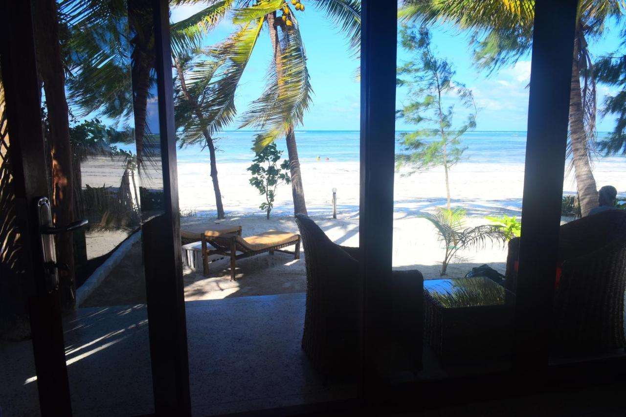ブウェワウ Blue Palm Zanzibar Bed & Breakfast エクステリア 写真