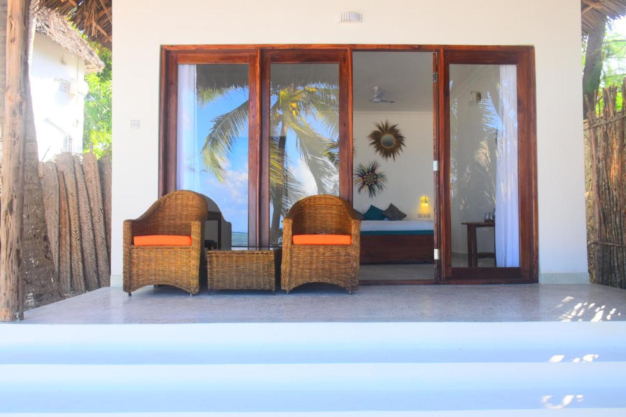 ブウェワウ Blue Palm Zanzibar Bed & Breakfast エクステリア 写真